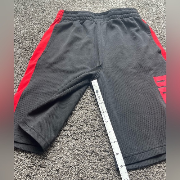 Boys Puma Shorts - Picture 4 of 5